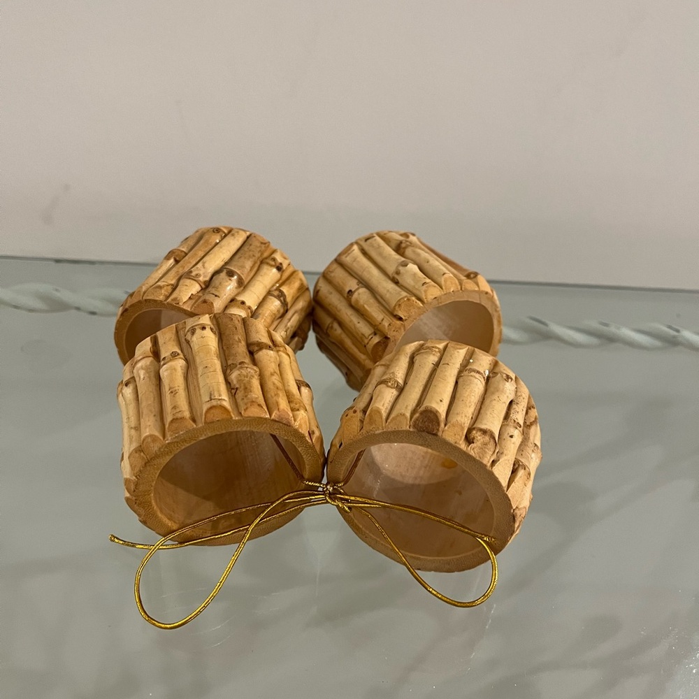 🎍Set of 4 Bamboo Look Napkin Rings 🎍